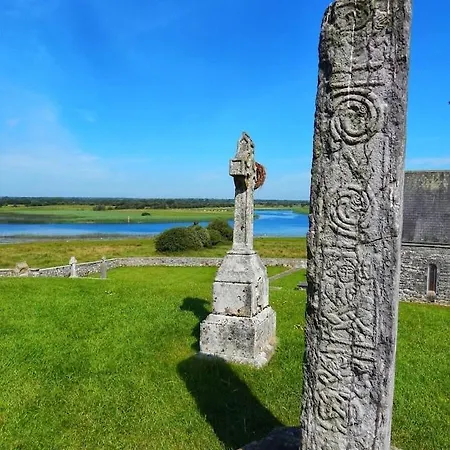 Апартаменты Stone Barn In Galway Countryside *