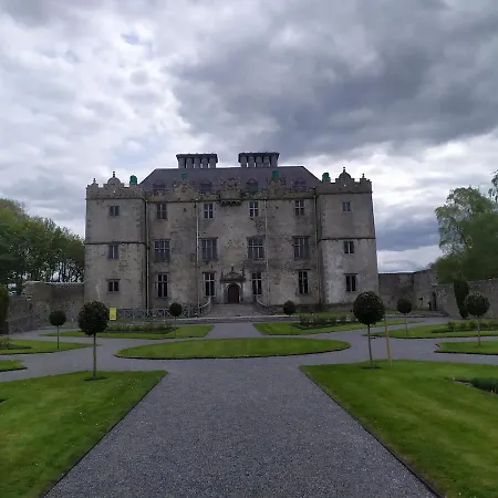 Stone Barn In Galway Countryside 아파트 *