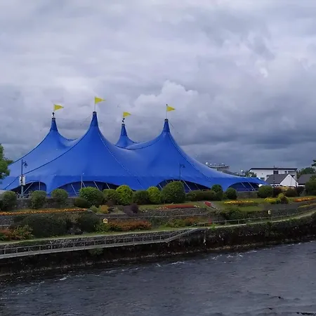 Апартаменты Stone Barn In Galway Countryside